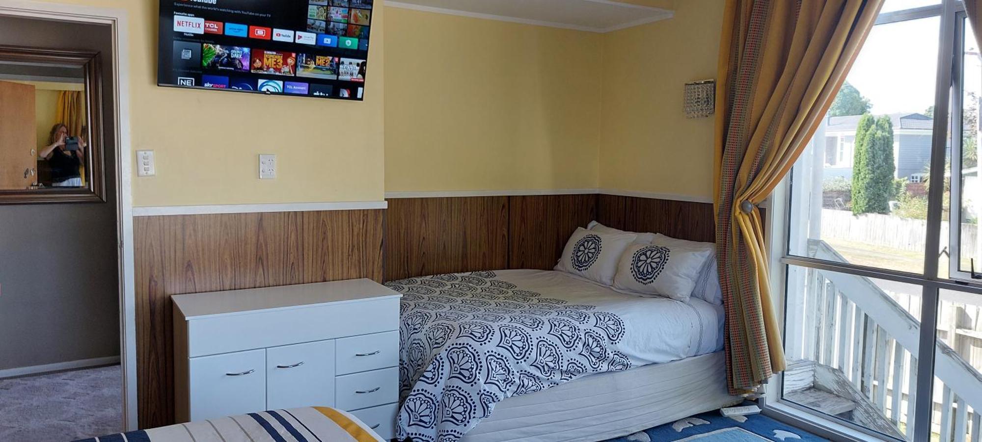 Bed And Breakfast Happy Home Taupo Accommodation 외부 사진