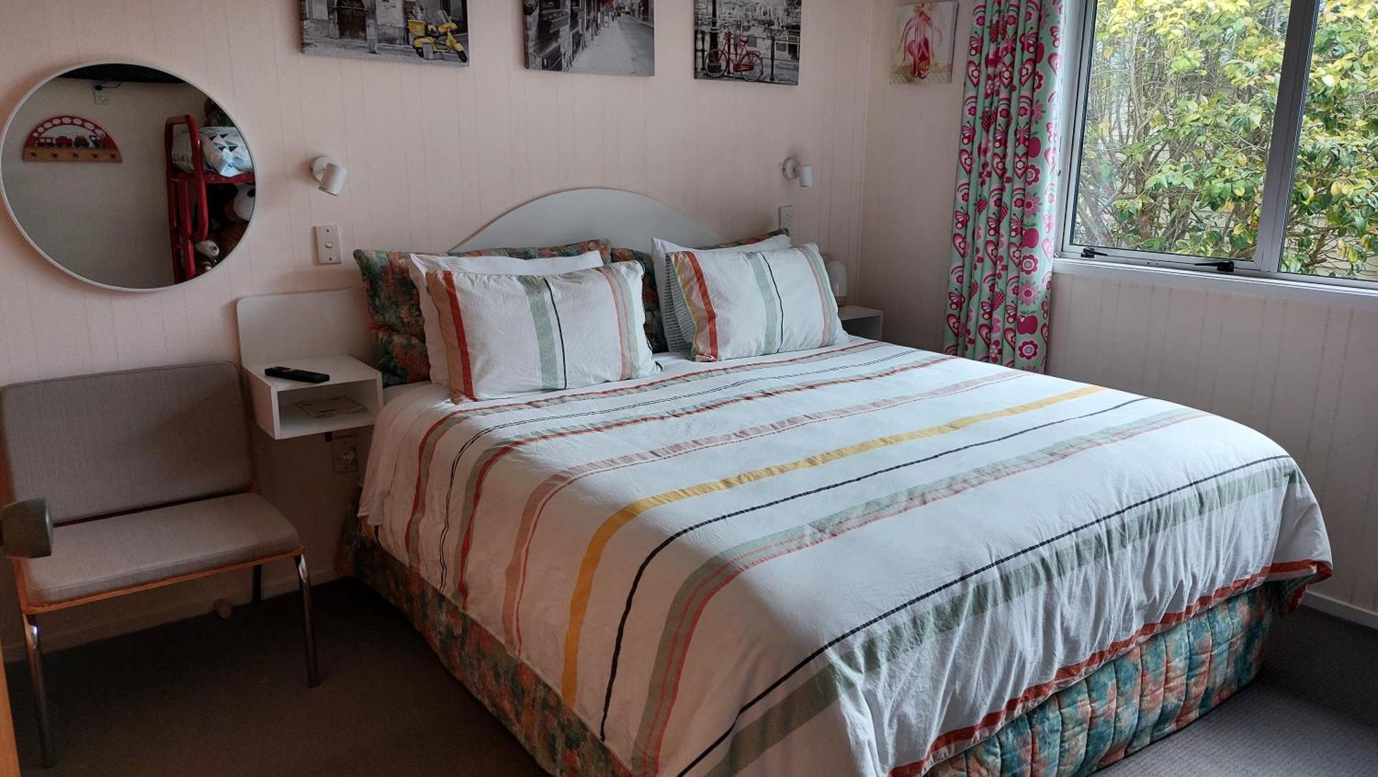 Bed And Breakfast Happy Home Taupo Accommodation 외부 사진
