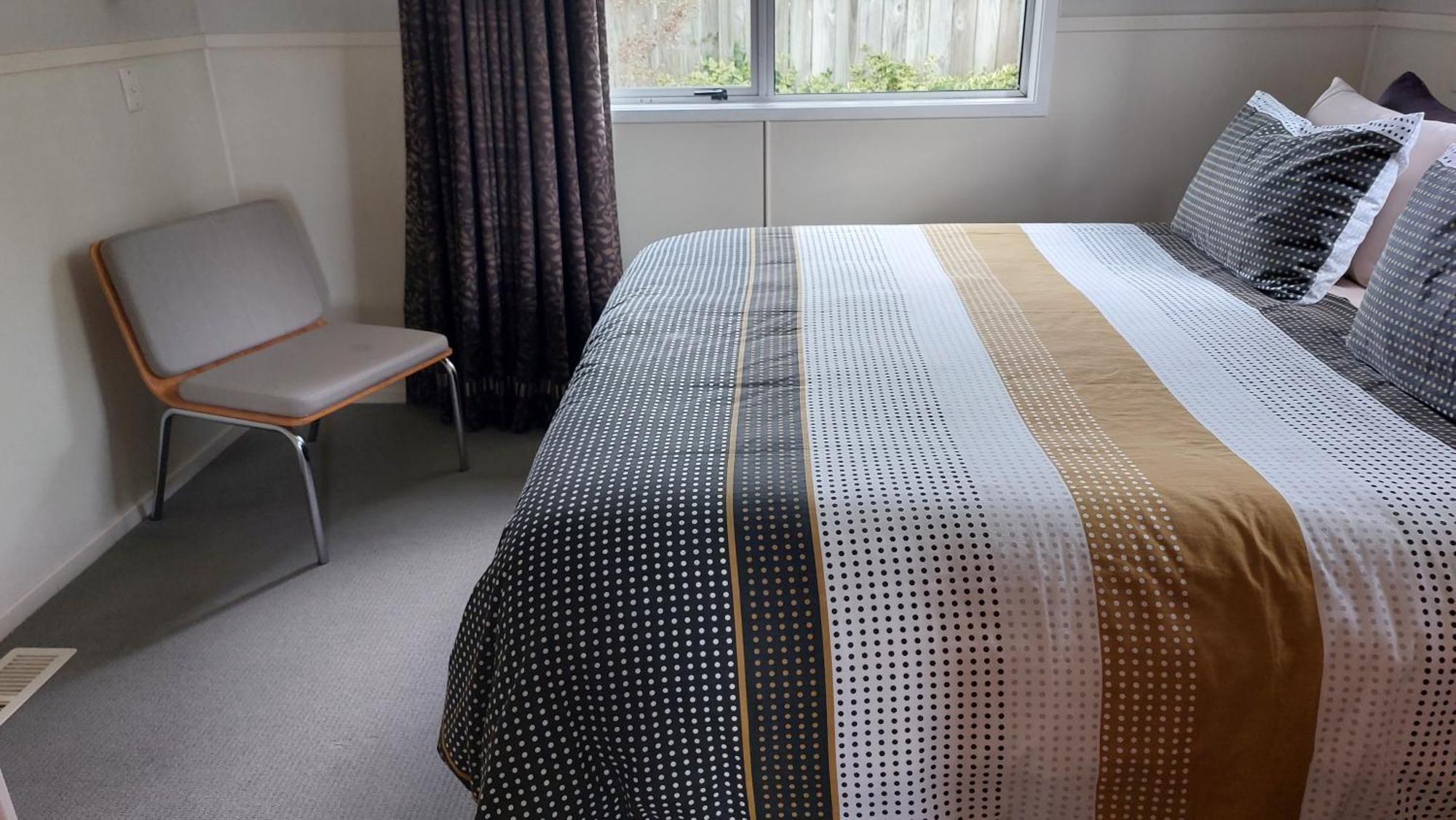 Bed And Breakfast Happy Home Taupo Accommodation 외부 사진
