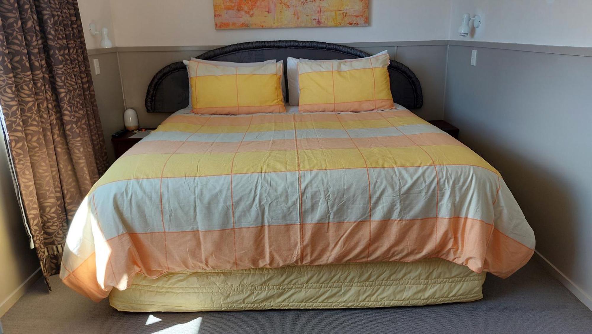 Bed And Breakfast Happy Home Taupo Accommodation 외부 사진