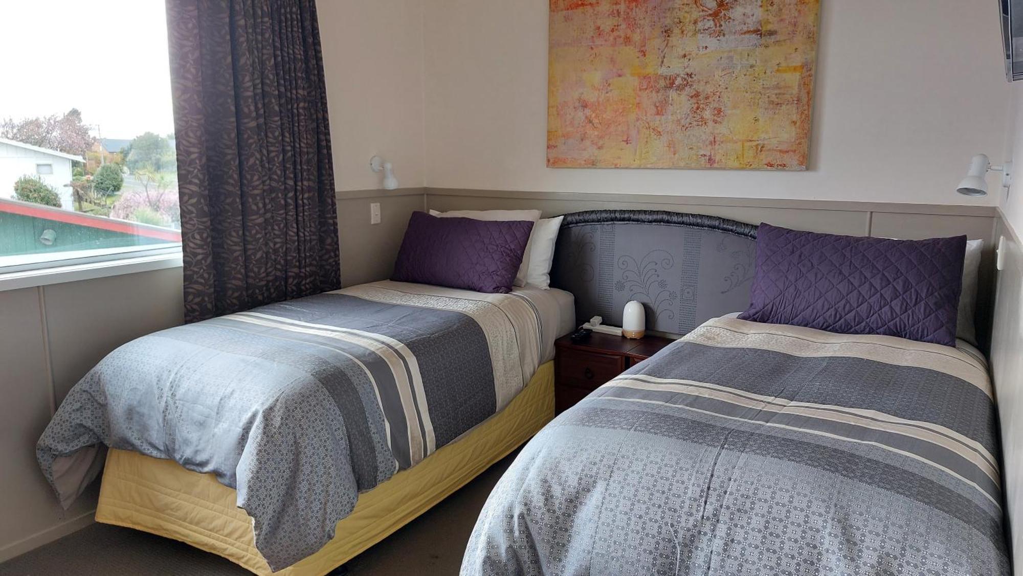 Bed And Breakfast Happy Home Taupo Accommodation 외부 사진