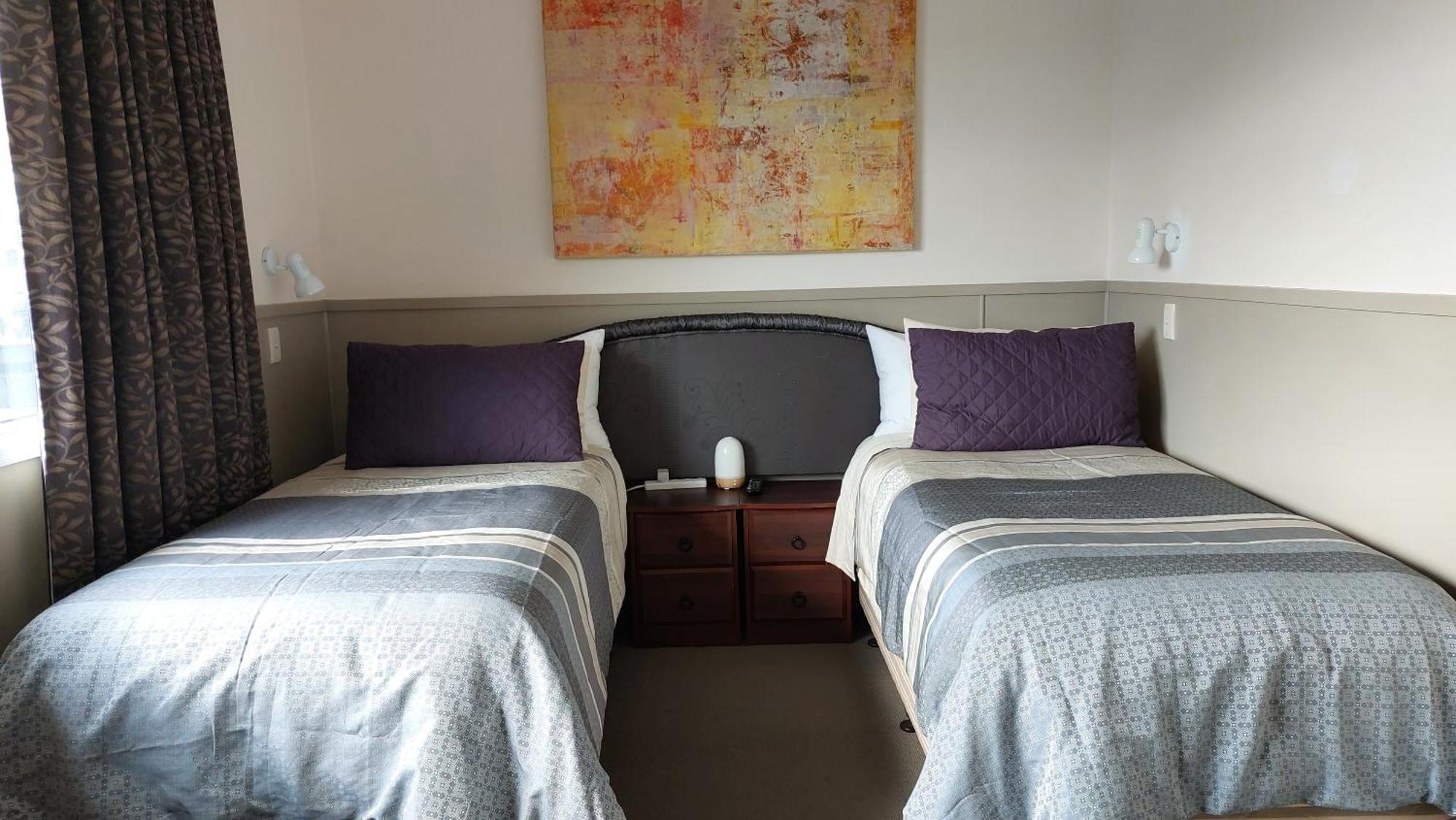 Bed And Breakfast Happy Home Taupo Accommodation 외부 사진