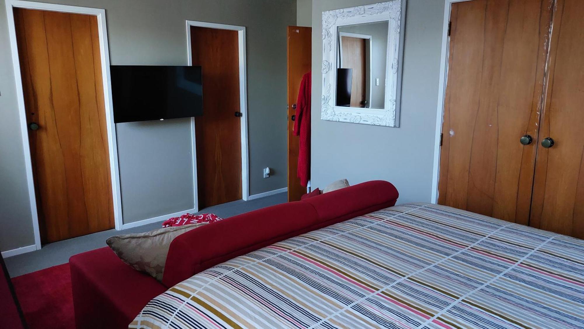 Bed And Breakfast Happy Home Taupo Accommodation 외부 사진