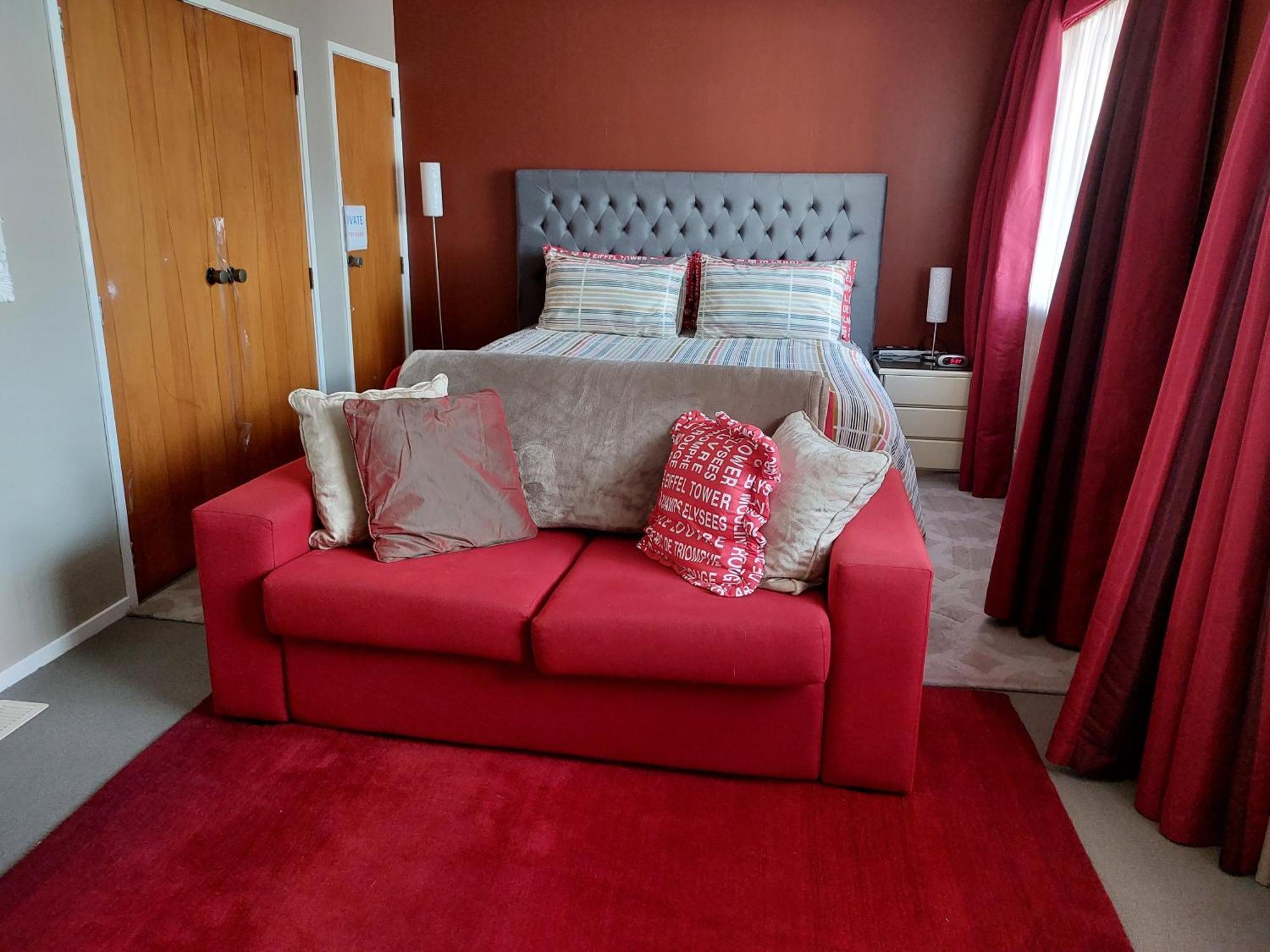 Bed And Breakfast Happy Home Taupo Accommodation 외부 사진